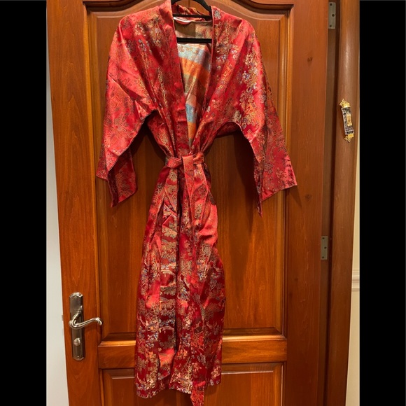 VINTAGE! CHEONGSAM/KIMONO/SHENLONG Hand made in Hong Kong - Picture 2 of 9